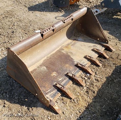 bobcat skid steer bucket